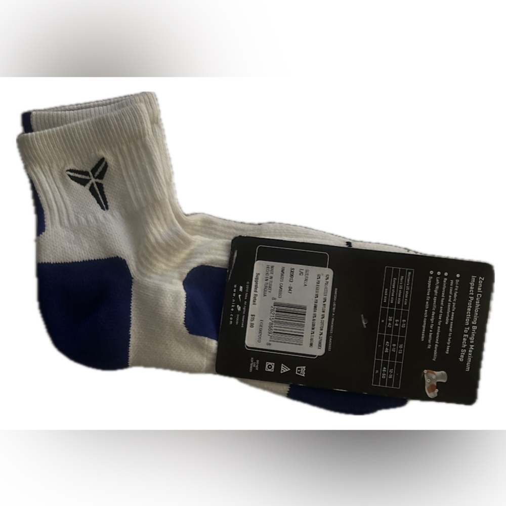 RARE NEW WITH TAGS KOBE BRYANT NIKE ELITE BASKETBALL SOCKS VERY RARE